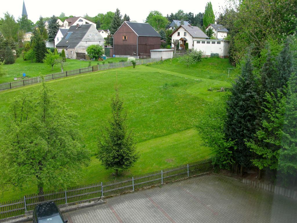 Landhotel Goldener Becher Limabach - Oberfrohna Kamer foto